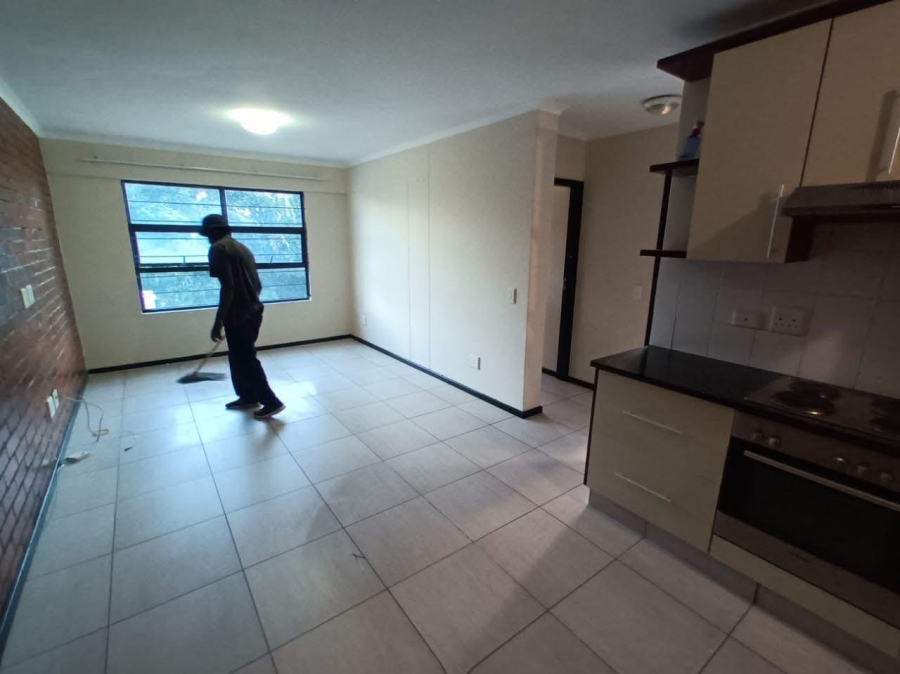2 Bedroom Property for Sale in Essenwood KwaZulu-Natal