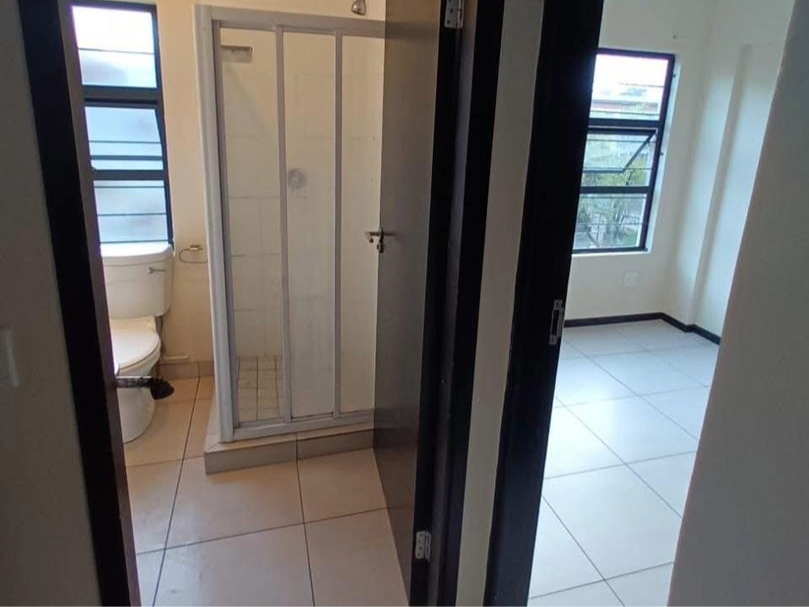 2 Bedroom Property for Sale in Essenwood KwaZulu-Natal