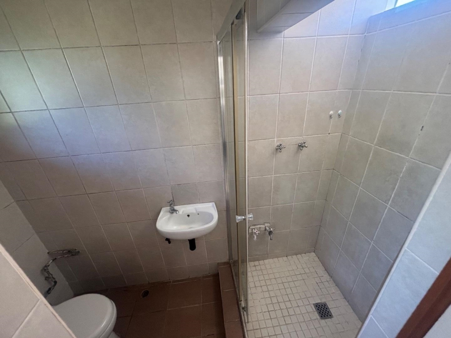 To Let 1 Bedroom Property for Rent in Chatsworth KwaZulu-Natal