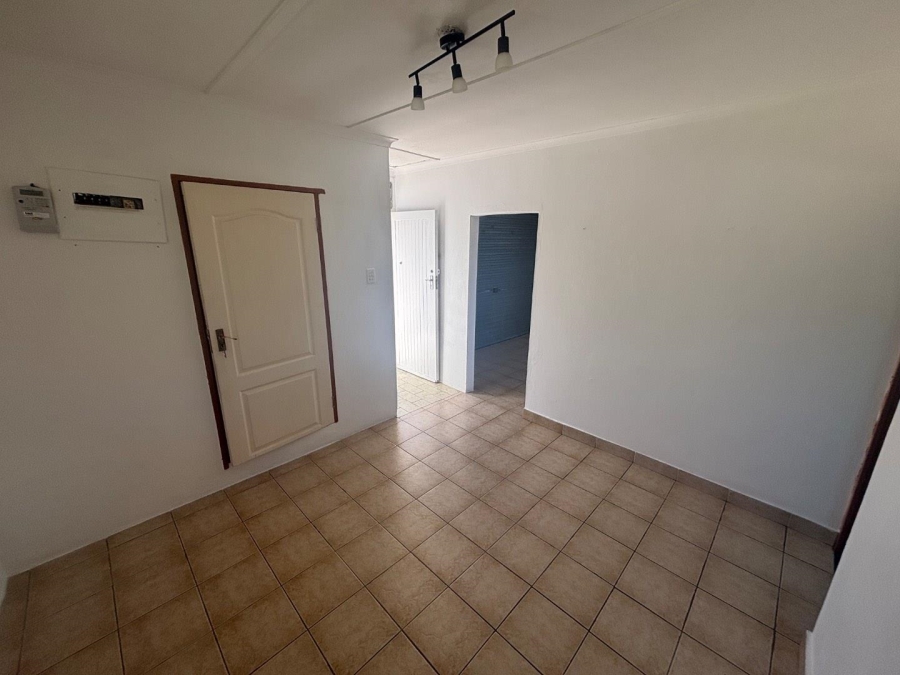 To Let 1 Bedroom Property for Rent in Chatsworth KwaZulu-Natal