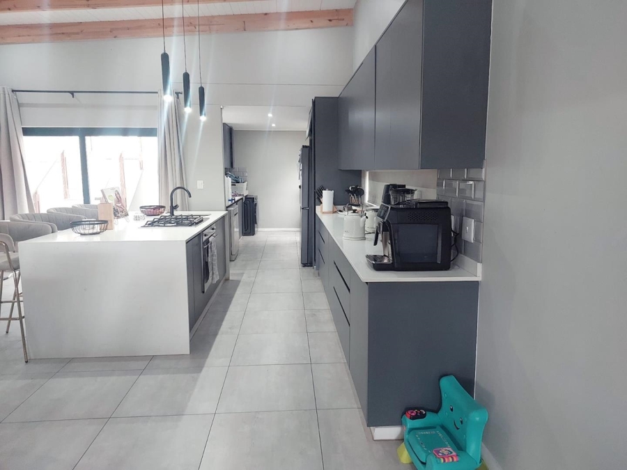 4 Bedroom Property for Sale in Palm Lakes Estate KwaZulu-Natal