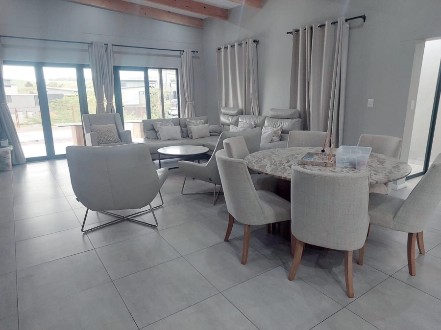 4 Bedroom Property for Sale in Palm Lakes Estate KwaZulu-Natal