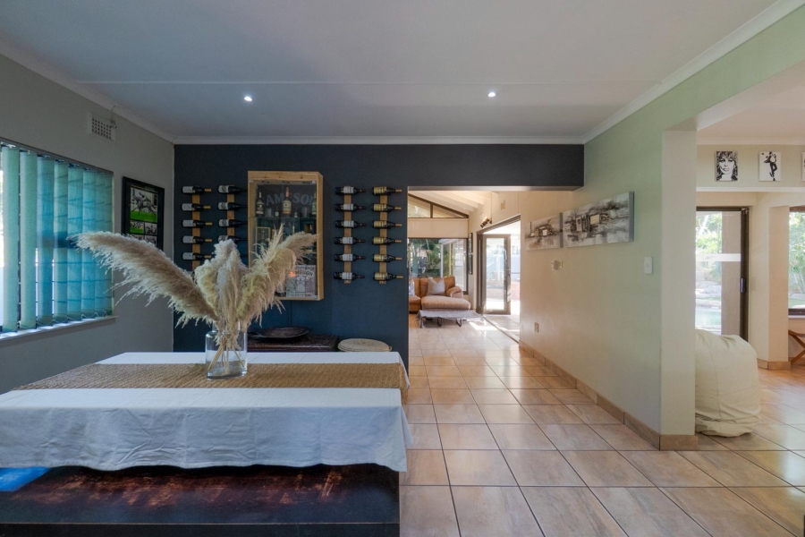 4 Bedroom Property for Sale in Amanzimtoti KwaZulu-Natal
