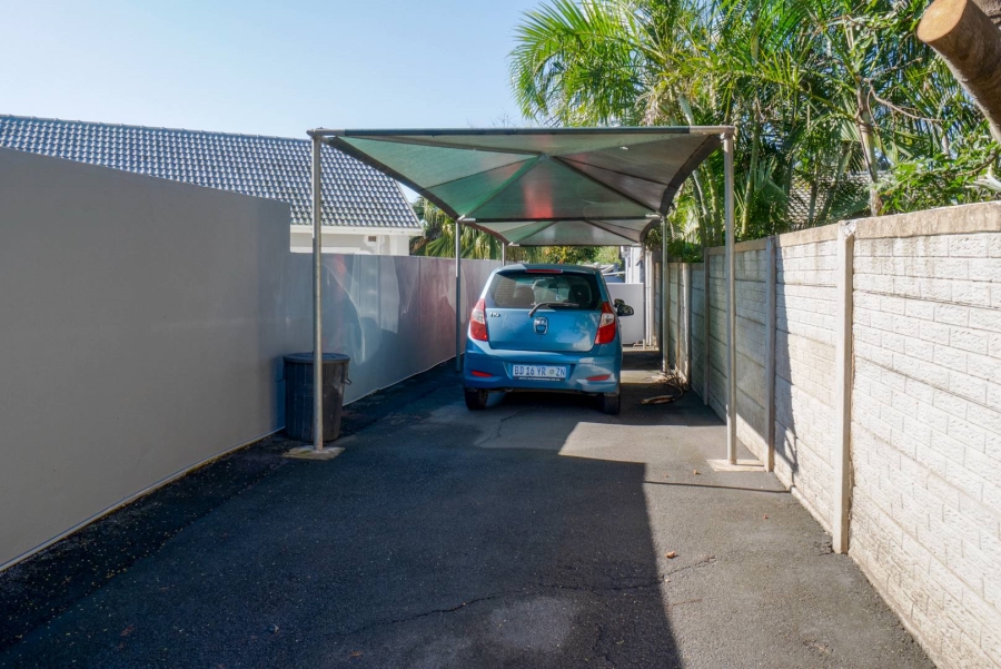 4 Bedroom Property for Sale in Amanzimtoti KwaZulu-Natal