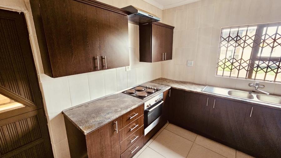 6 Bedroom Property for Sale in Vryheid KwaZulu-Natal