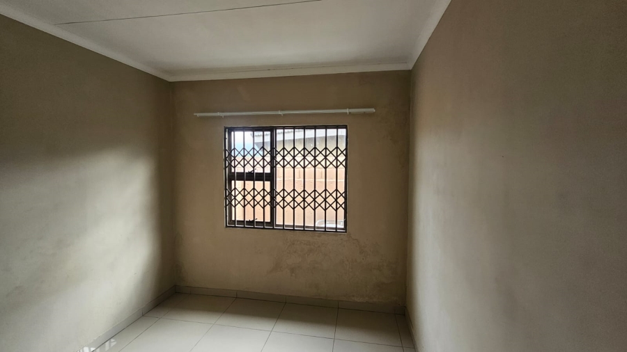 6 Bedroom Property for Sale in Vryheid KwaZulu-Natal
