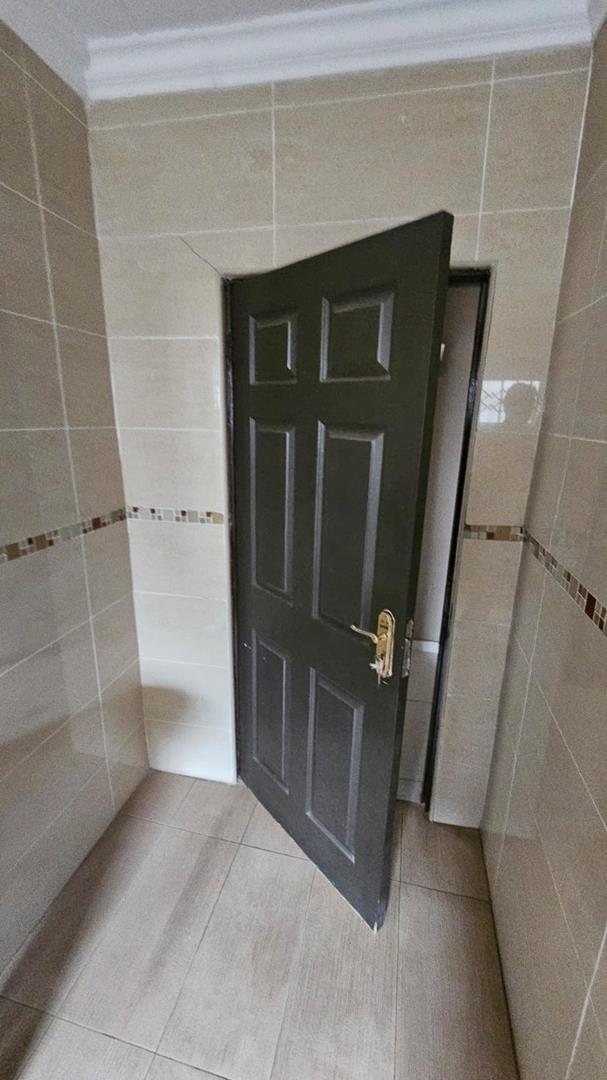 6 Bedroom Property for Sale in Vryheid KwaZulu-Natal