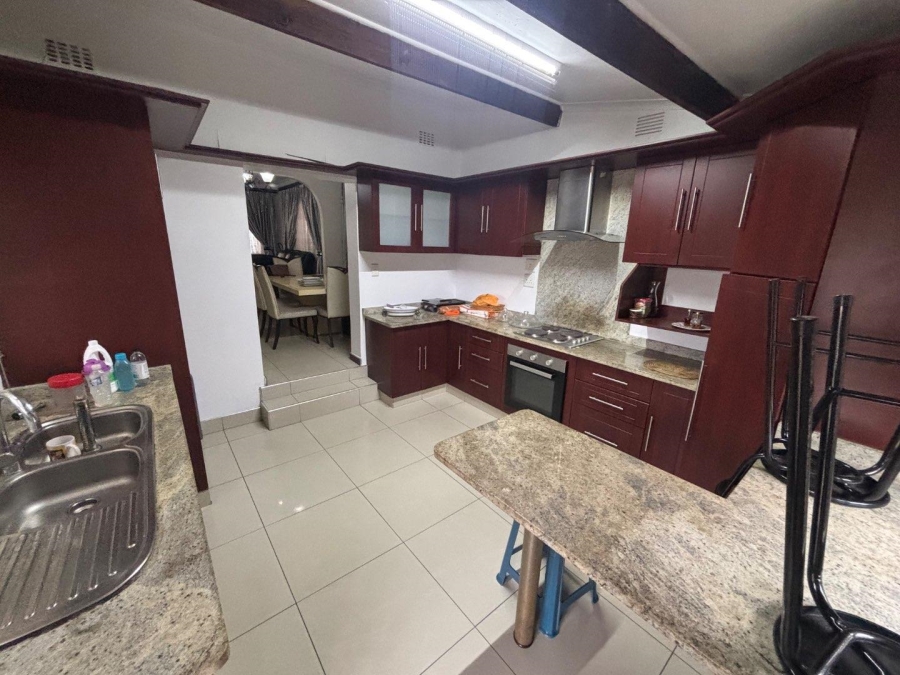 3 Bedroom Property for Sale in Queensburgh KwaZulu-Natal