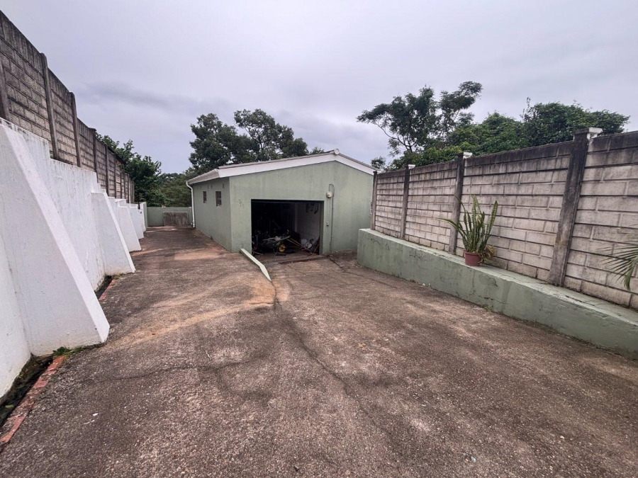 3 Bedroom Property for Sale in Queensburgh KwaZulu-Natal