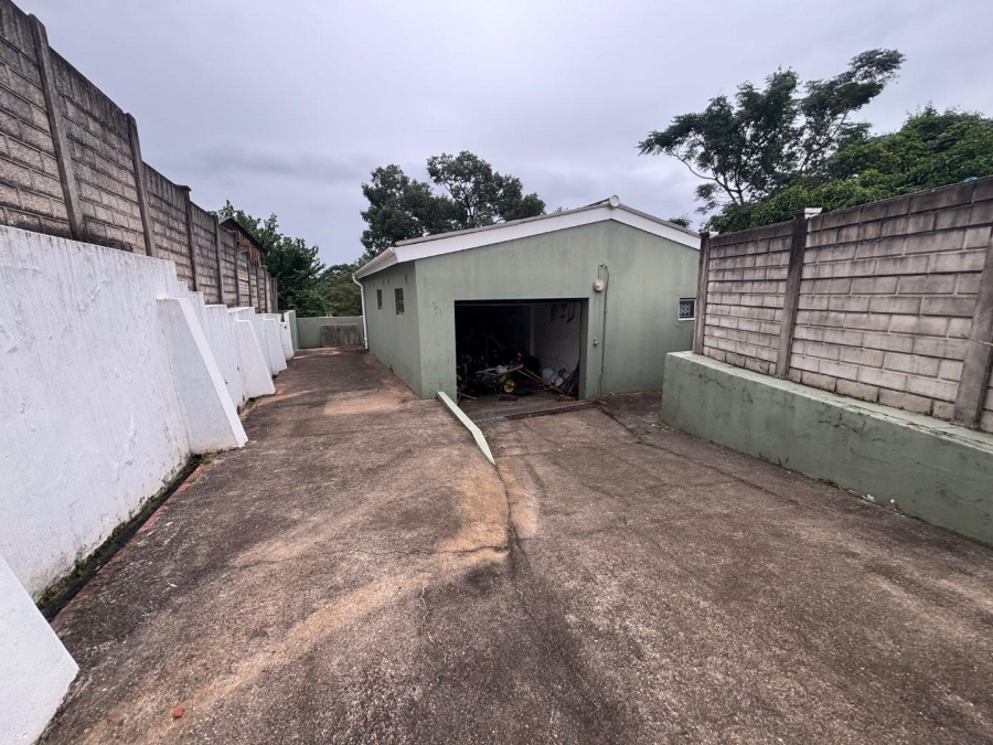 3 Bedroom Property for Sale in Queensburgh KwaZulu-Natal