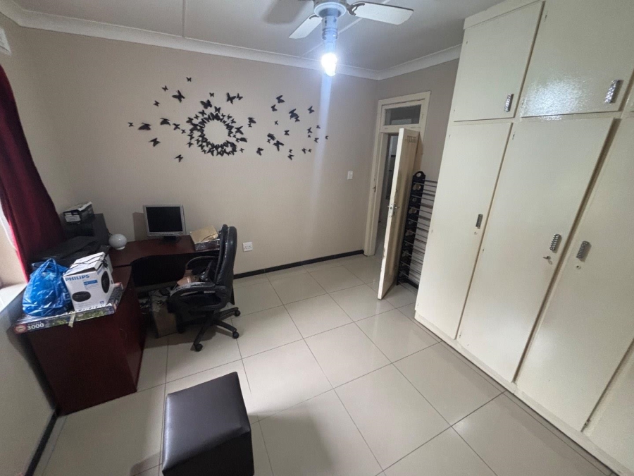 3 Bedroom Property for Sale in Queensburgh KwaZulu-Natal