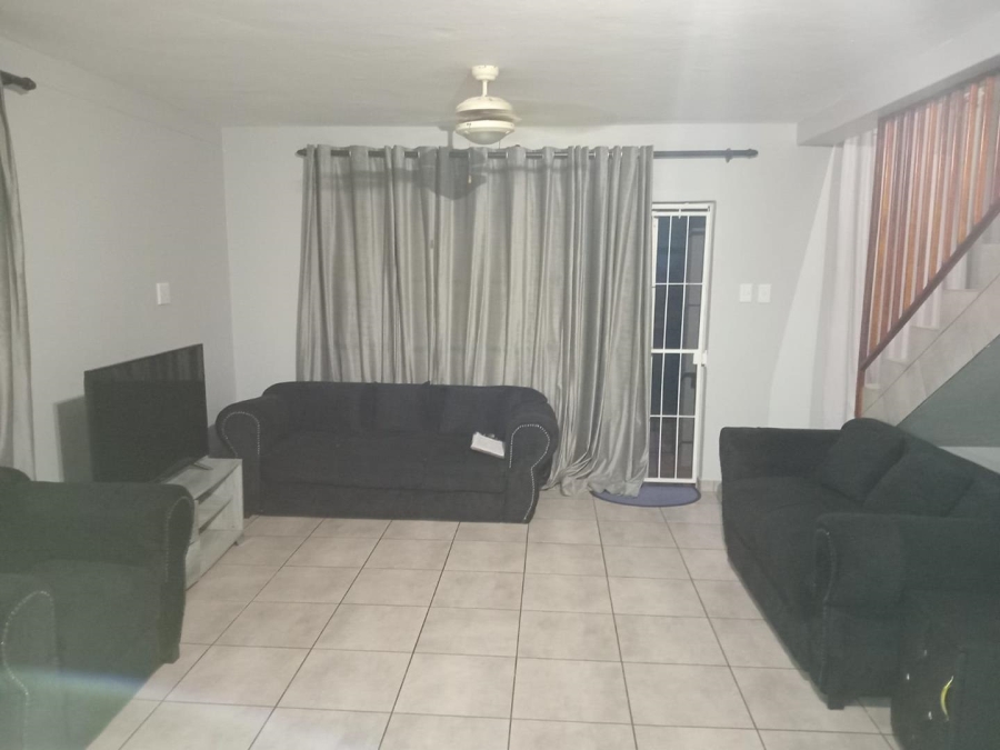 1 Bedroom Property for Sale in Meer En See KwaZulu-Natal