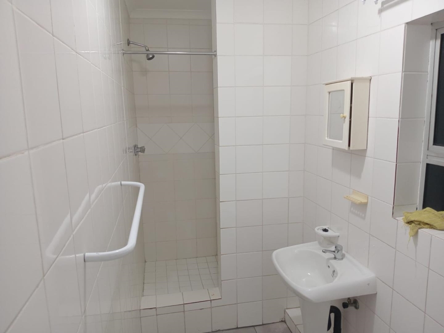 1 Bedroom Property for Sale in Meer En See KwaZulu-Natal
