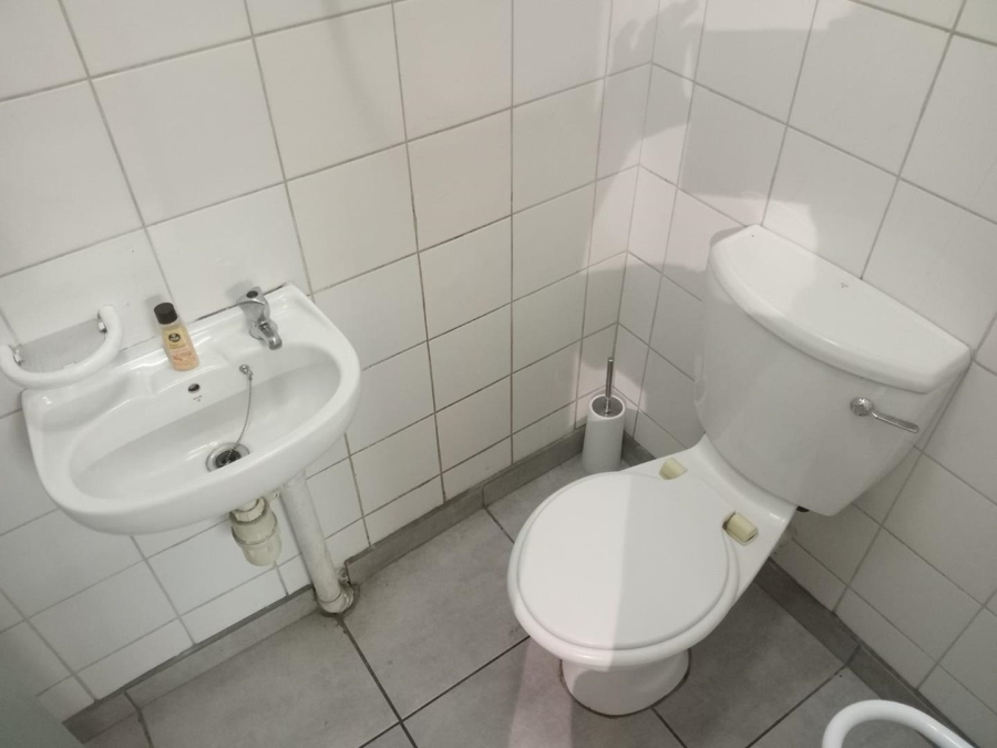 1 Bedroom Property for Sale in Meer En See KwaZulu-Natal
