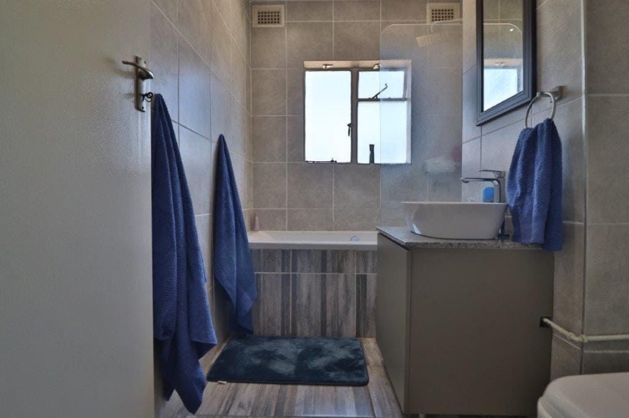 2 Bedroom Property for Sale in Clarendon KwaZulu-Natal