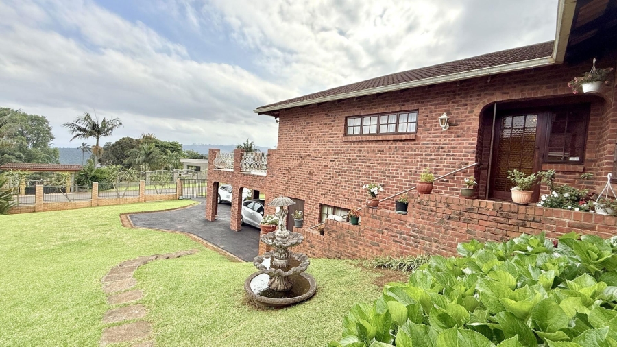 4 Bedroom Property for Sale in Chase Valley Heights KwaZulu-Natal
