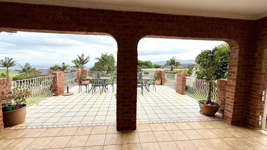 4 Bedroom Property for Sale in Chase Valley Heights KwaZulu-Natal