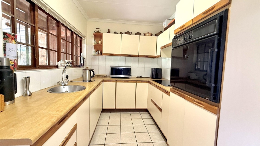 4 Bedroom Property for Sale in Chase Valley Heights KwaZulu-Natal