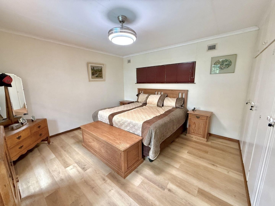 4 Bedroom Property for Sale in Chase Valley Heights KwaZulu-Natal