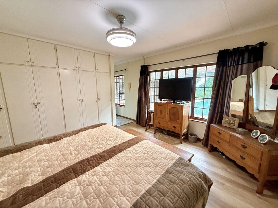 4 Bedroom Property for Sale in Chase Valley Heights KwaZulu-Natal