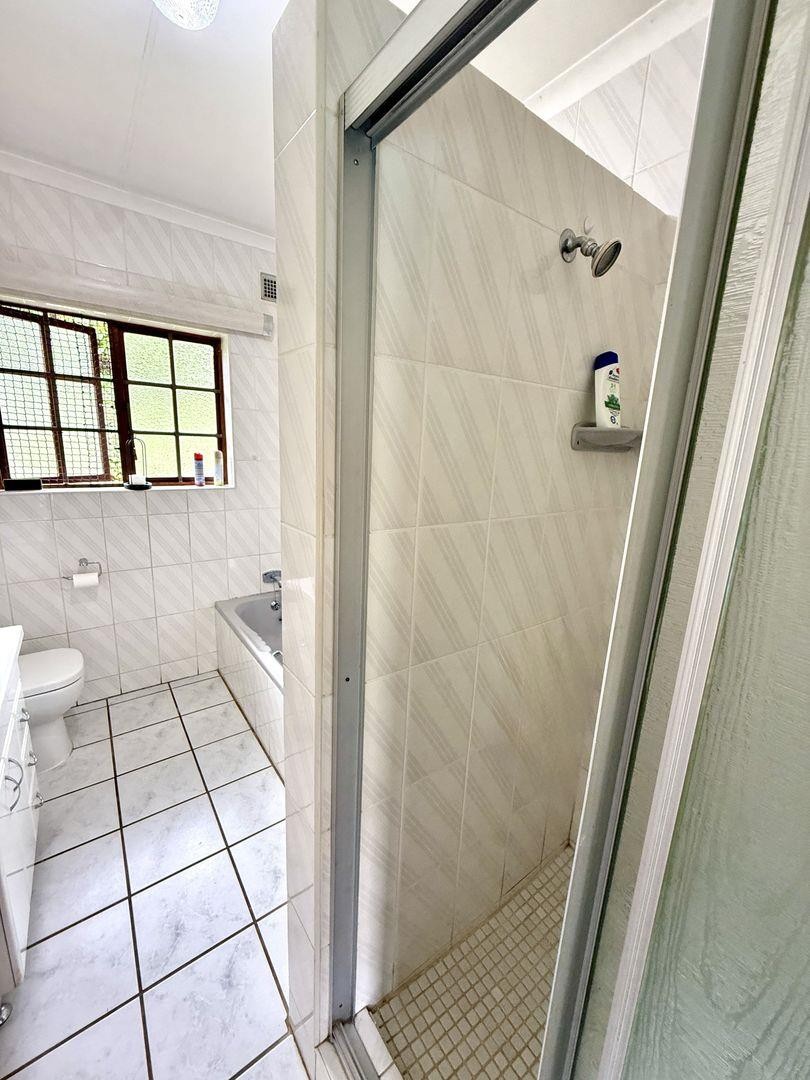 4 Bedroom Property for Sale in Chase Valley Heights KwaZulu-Natal