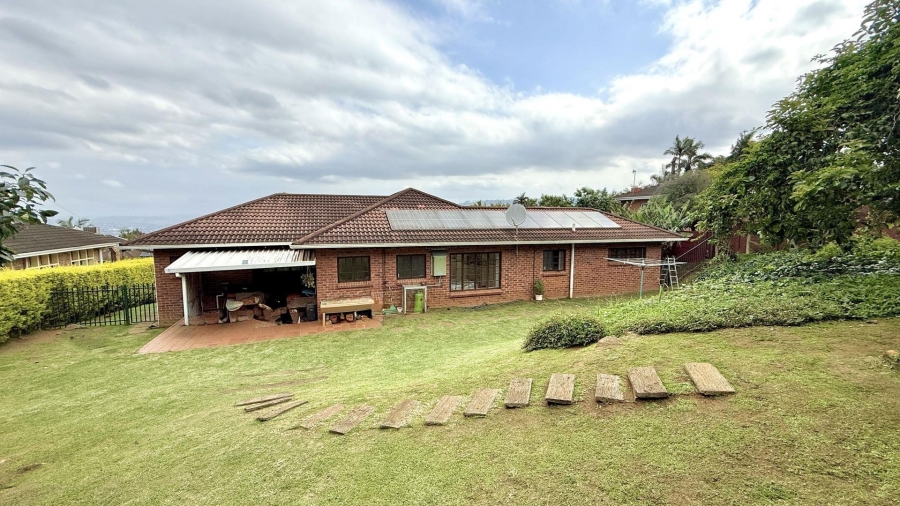 4 Bedroom Property for Sale in Chase Valley Heights KwaZulu-Natal