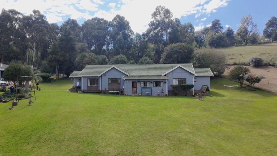 8 Bedroom Property for Sale in Mooi River KwaZulu-Natal