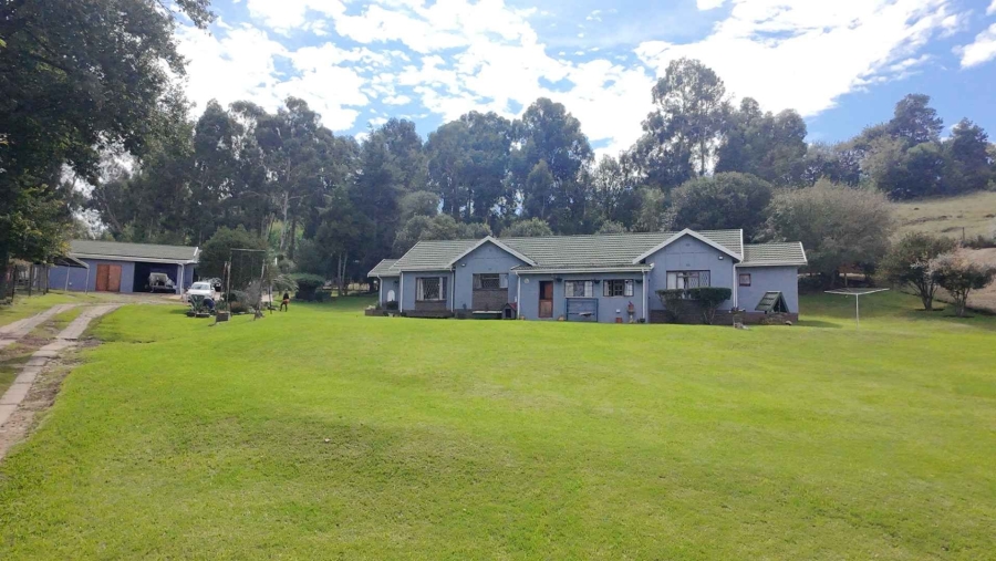 8 Bedroom Property for Sale in Mooi River KwaZulu-Natal