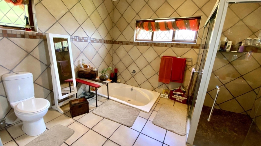 8 Bedroom Property for Sale in Mooi River KwaZulu-Natal