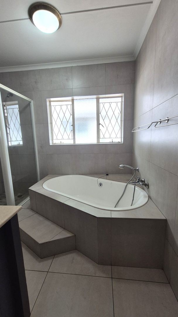 4 Bedroom Property for Sale in Athlone KwaZulu-Natal