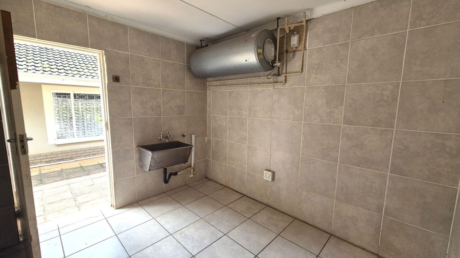 4 Bedroom Property for Sale in Athlone KwaZulu-Natal