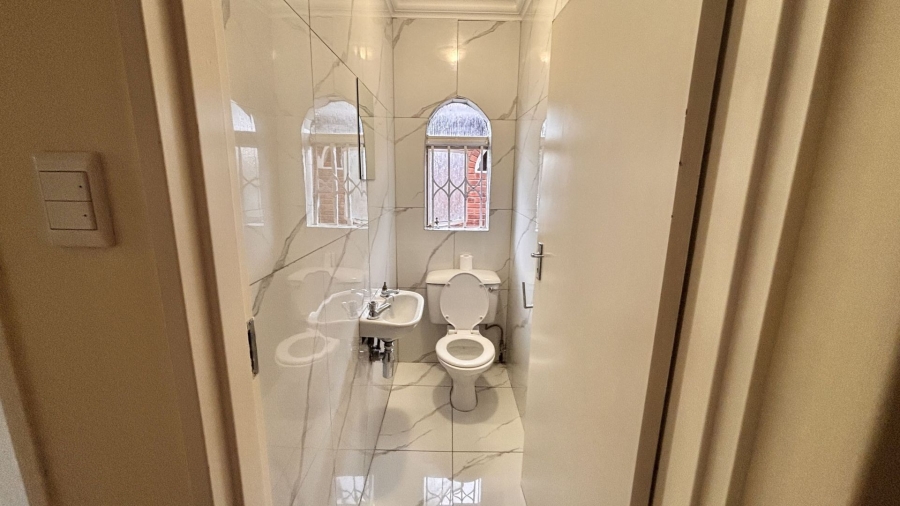 3 Bedroom Property for Sale in Bisley KwaZulu-Natal