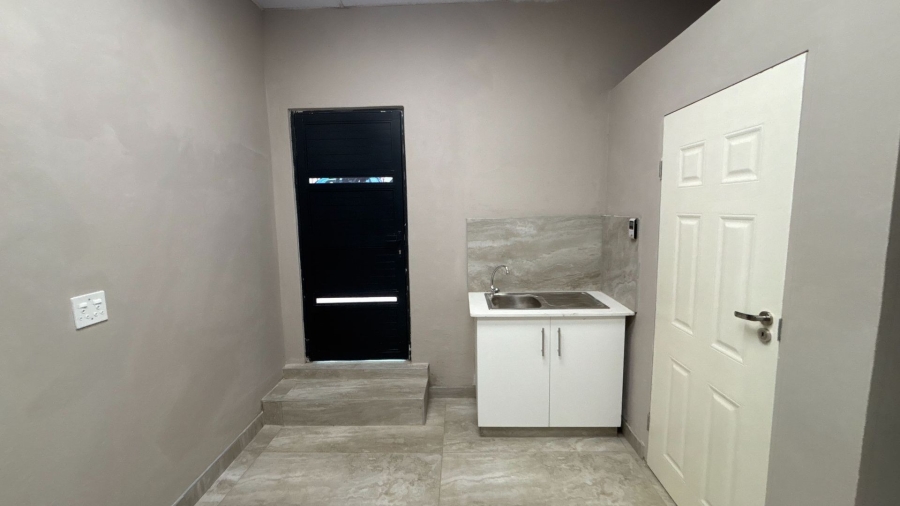 To Let Commercial Property for Rent in Hilton Central KwaZulu-Natal