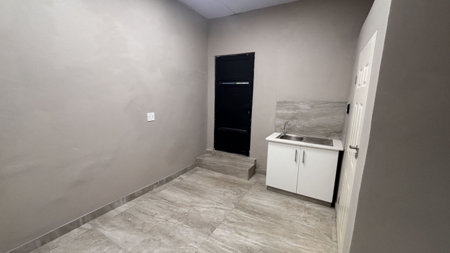 To Let Commercial Property for Rent in Hilton Central KwaZulu-Natal