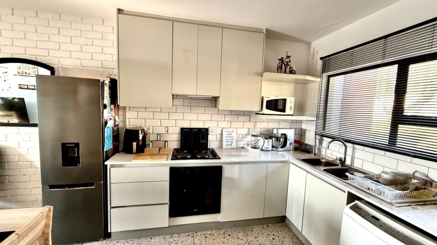 2 Bedroom Property for Sale in Athlone KwaZulu-Natal