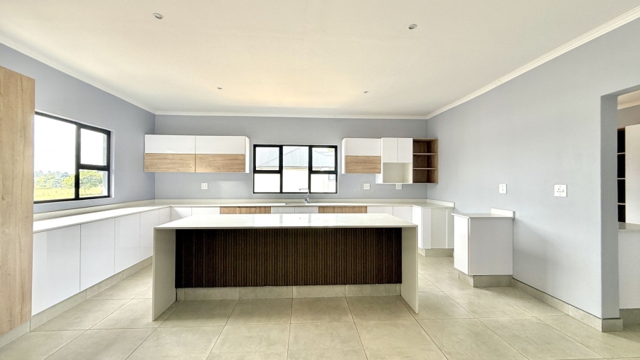 5 Bedroom Property for Sale in River Goose Estate KwaZulu-Natal