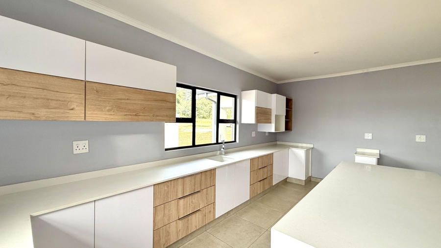 5 Bedroom Property for Sale in River Goose Estate KwaZulu-Natal