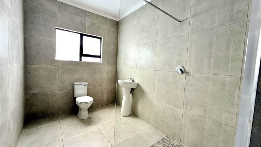 5 Bedroom Property for Sale in River Goose Estate KwaZulu-Natal