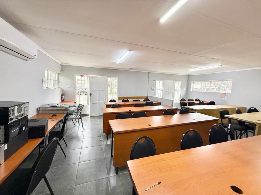 Commercial Property for Sale in Scottsville KwaZulu-Natal
