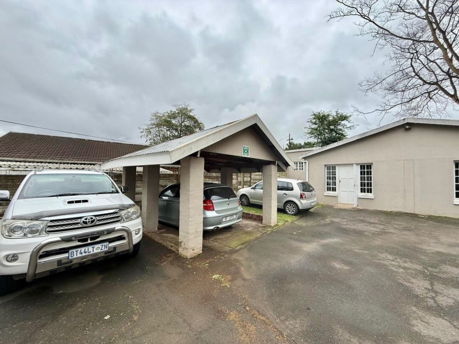 Commercial Property for Sale in Scottsville KwaZulu-Natal
