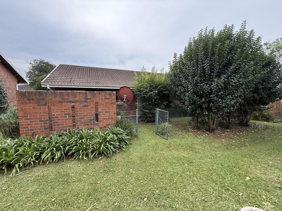 2 Bedroom Property for Sale in Amberglen KwaZulu-Natal