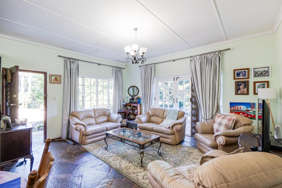4 Bedroom Property for Sale in Amanzimtoti KwaZulu-Natal