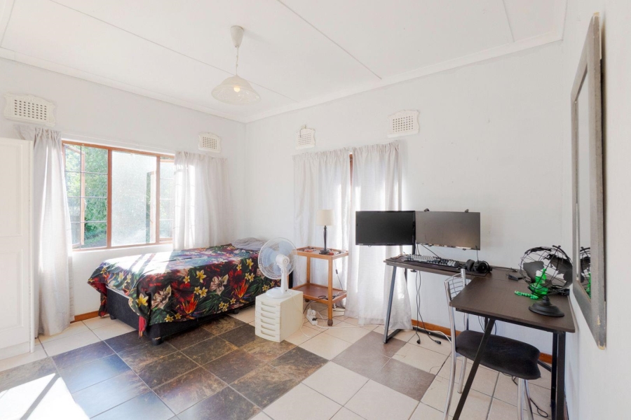 4 Bedroom Property for Sale in Amanzimtoti KwaZulu-Natal
