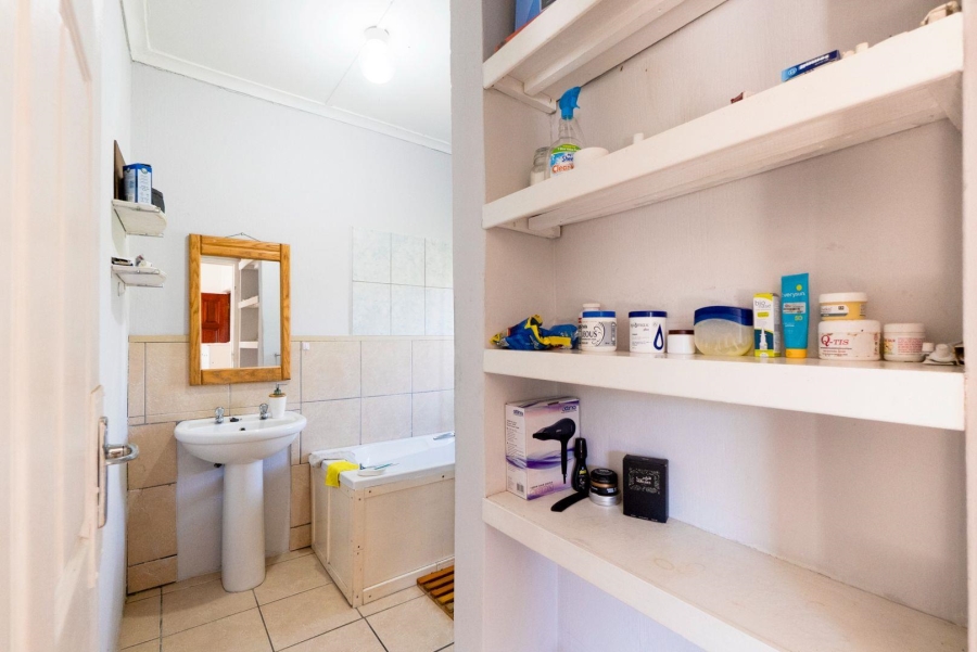 4 Bedroom Property for Sale in Amanzimtoti KwaZulu-Natal