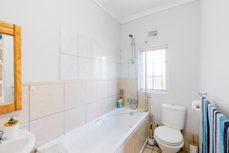 4 Bedroom Property for Sale in Amanzimtoti KwaZulu-Natal