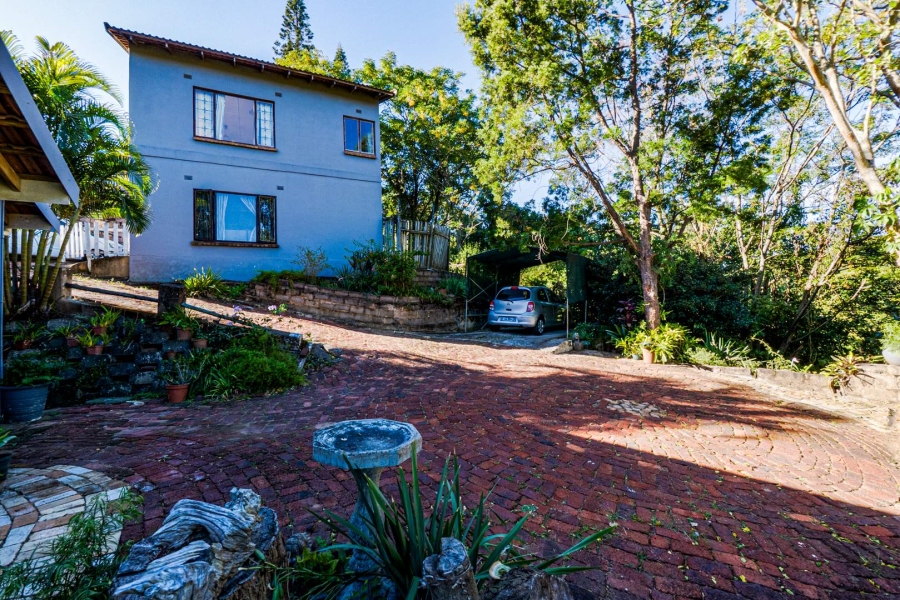 4 Bedroom Property for Sale in Amanzimtoti KwaZulu-Natal