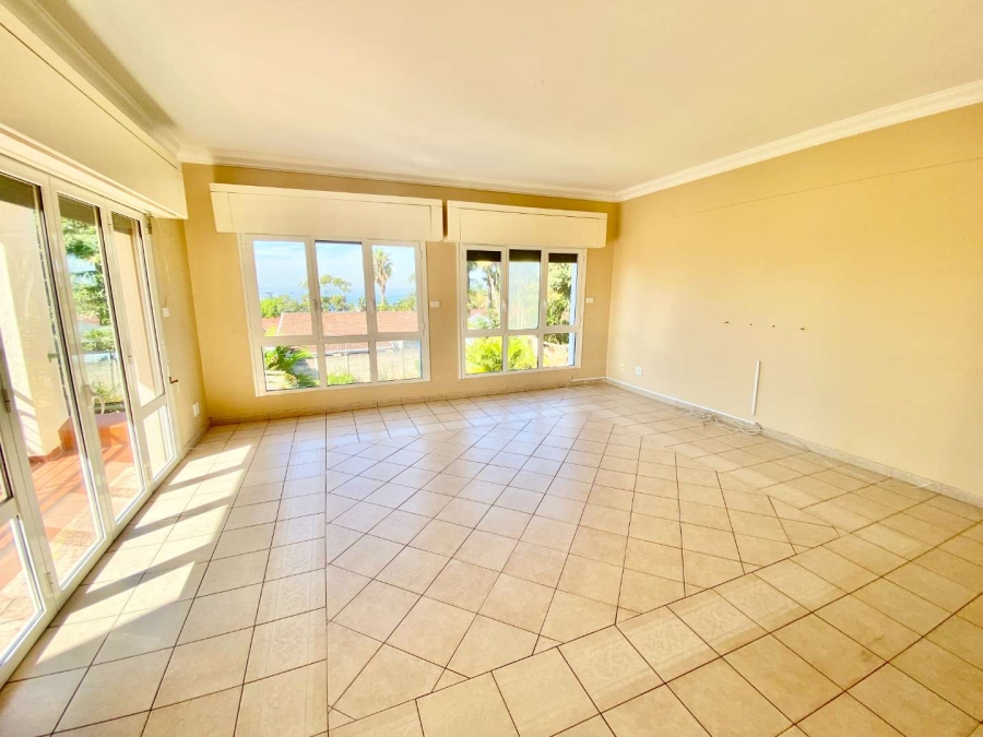 4 Bedroom Property for Sale in Umhlanga KwaZulu-Natal