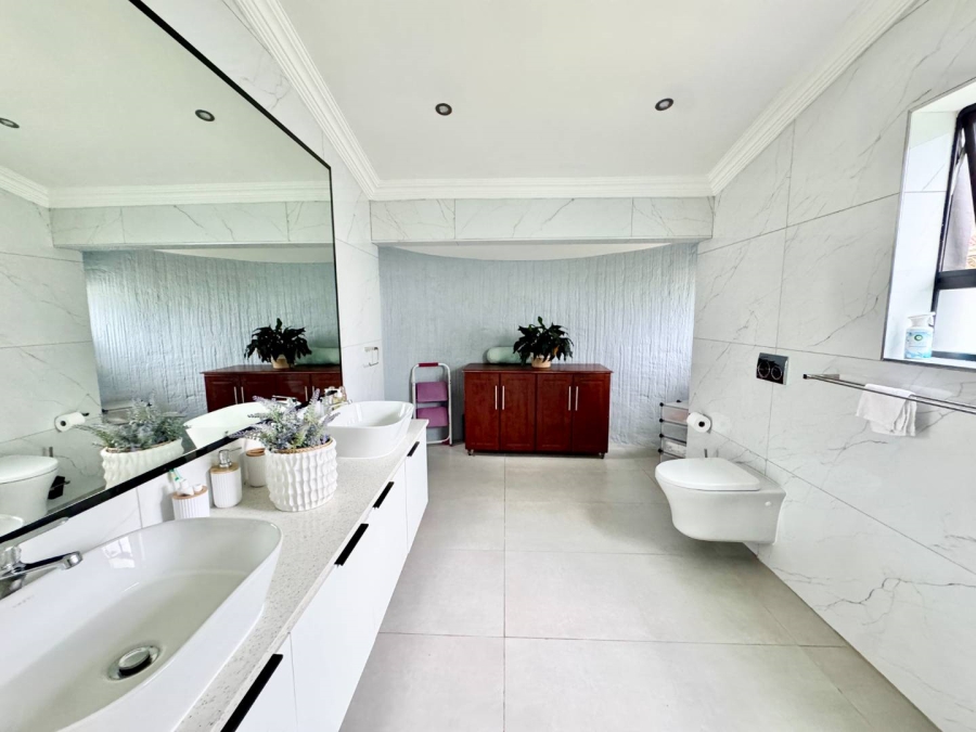 4 Bedroom Property for Sale in Herrwood Park KwaZulu-Natal