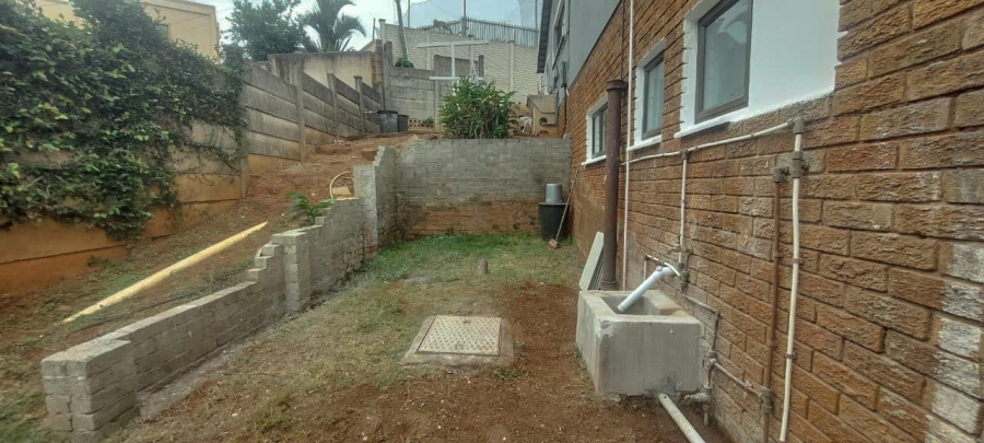 To Let 1 Bedroom Property for Rent in Glen Anil KwaZulu-Natal