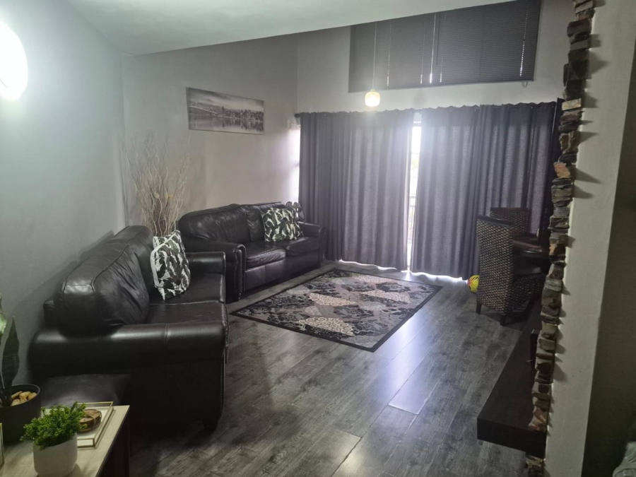4 Bedroom Property for Sale in Effingham Heights KwaZulu-Natal